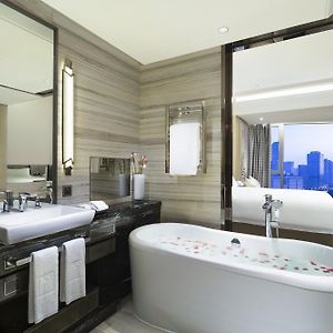 Premier King Room